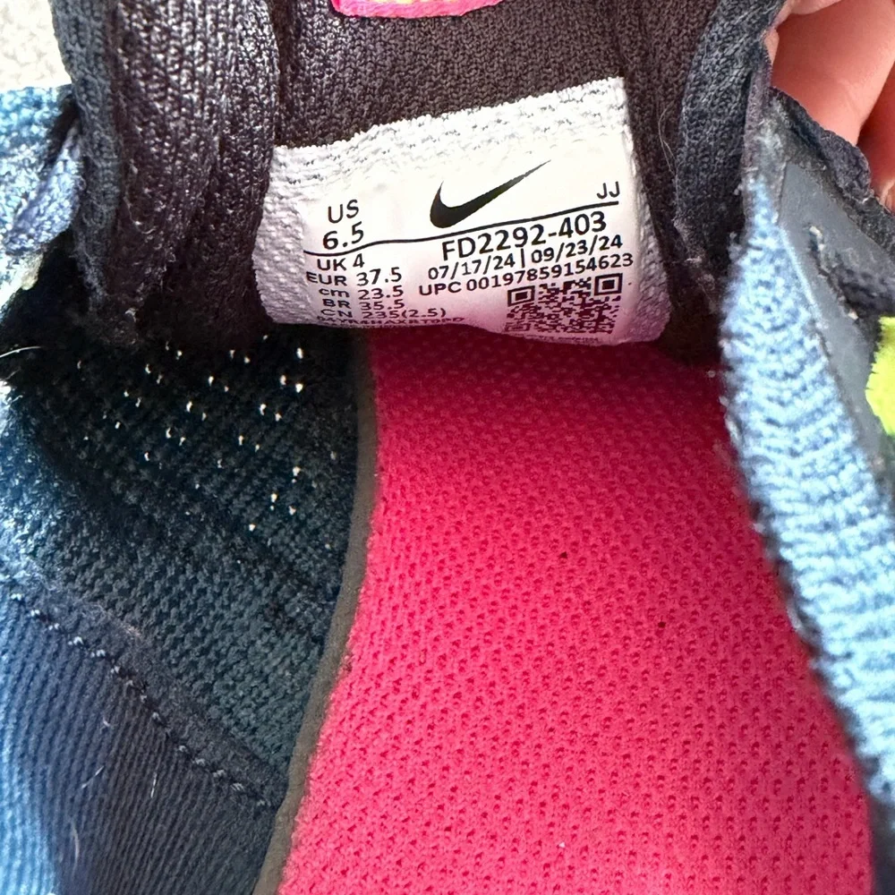 Nike Interact Run Women's Road Running Shoes